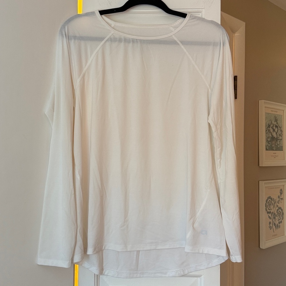 GAP Maternity White Long Sleeve Layering Top Size Medium - Picture 2 of 4
